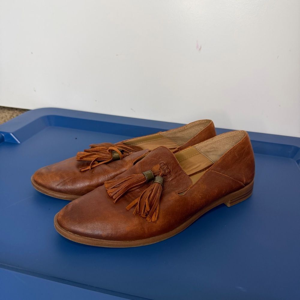 NEW Franco Sarto Hadden Leather Loafers Women’s 9 Brown Tassels Slip On NWOT